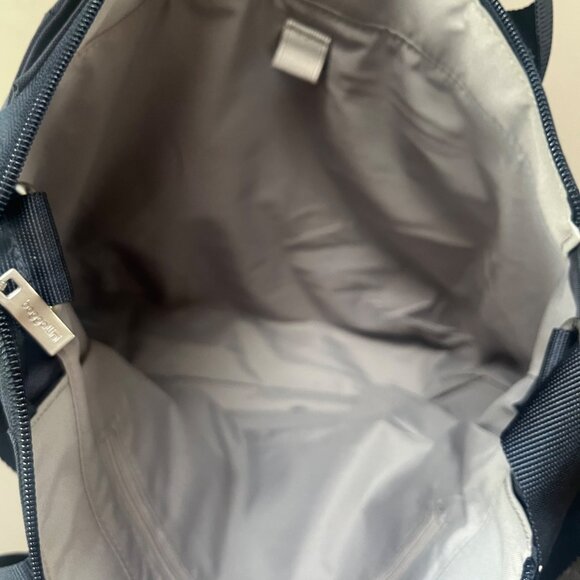 NEW Baggallini Get Carried Away Navy Tote With Adjustable Straps & Multiple Pock - Picture 5 of 8